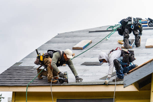 Professional Gutter Installation technician working in Grandview, OH
